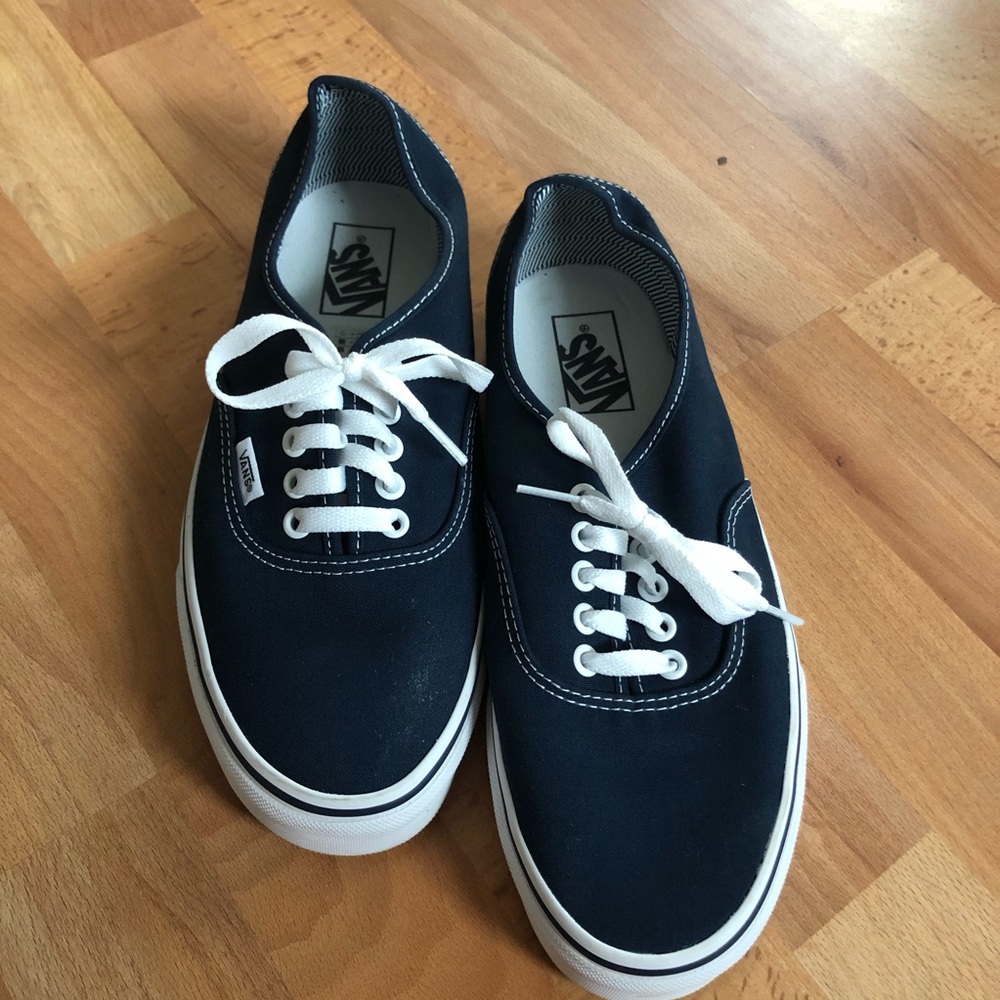 Navy blue vans authentics